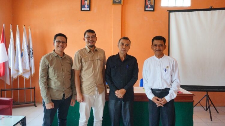 BPJS Ketenagakerjaan Kabupaten Garut Beri Santunan Kepada Ahli Waris Perangkat Desa Limbangan Tengah